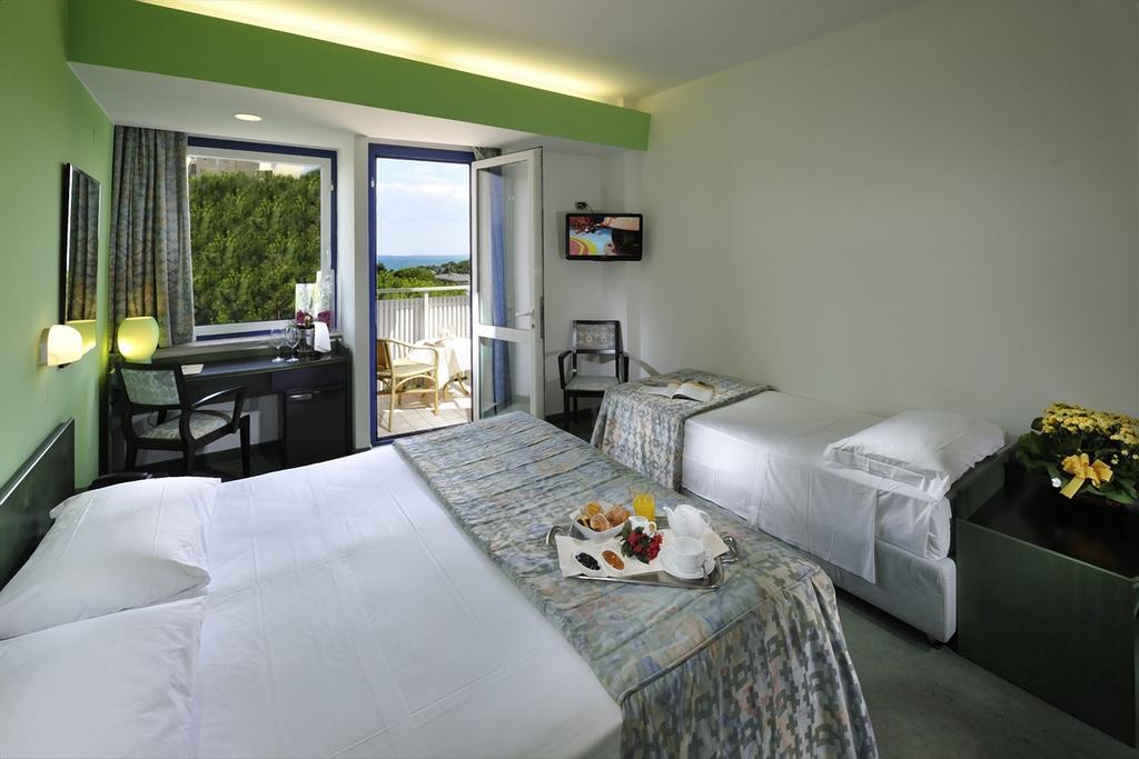 Hotel Medusa Splendid Lignano Sabbiadoro Dış mekan fotoğraf