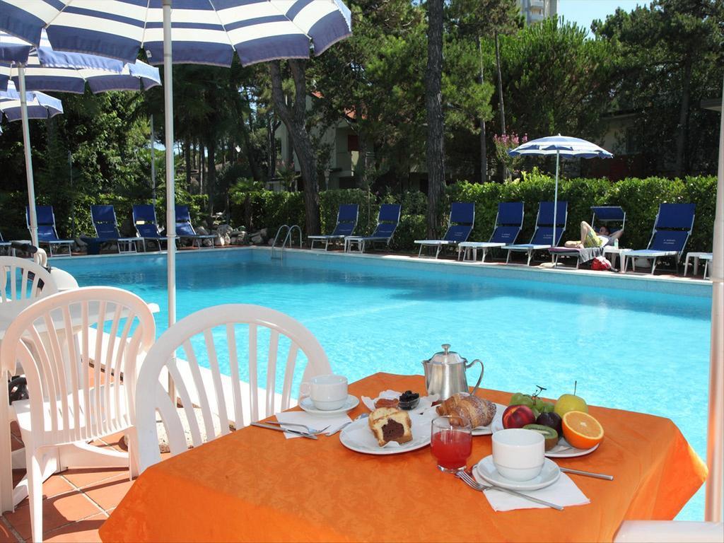 Hotel Medusa Splendid Lignano Sabbiadoro Dış mekan fotoğraf