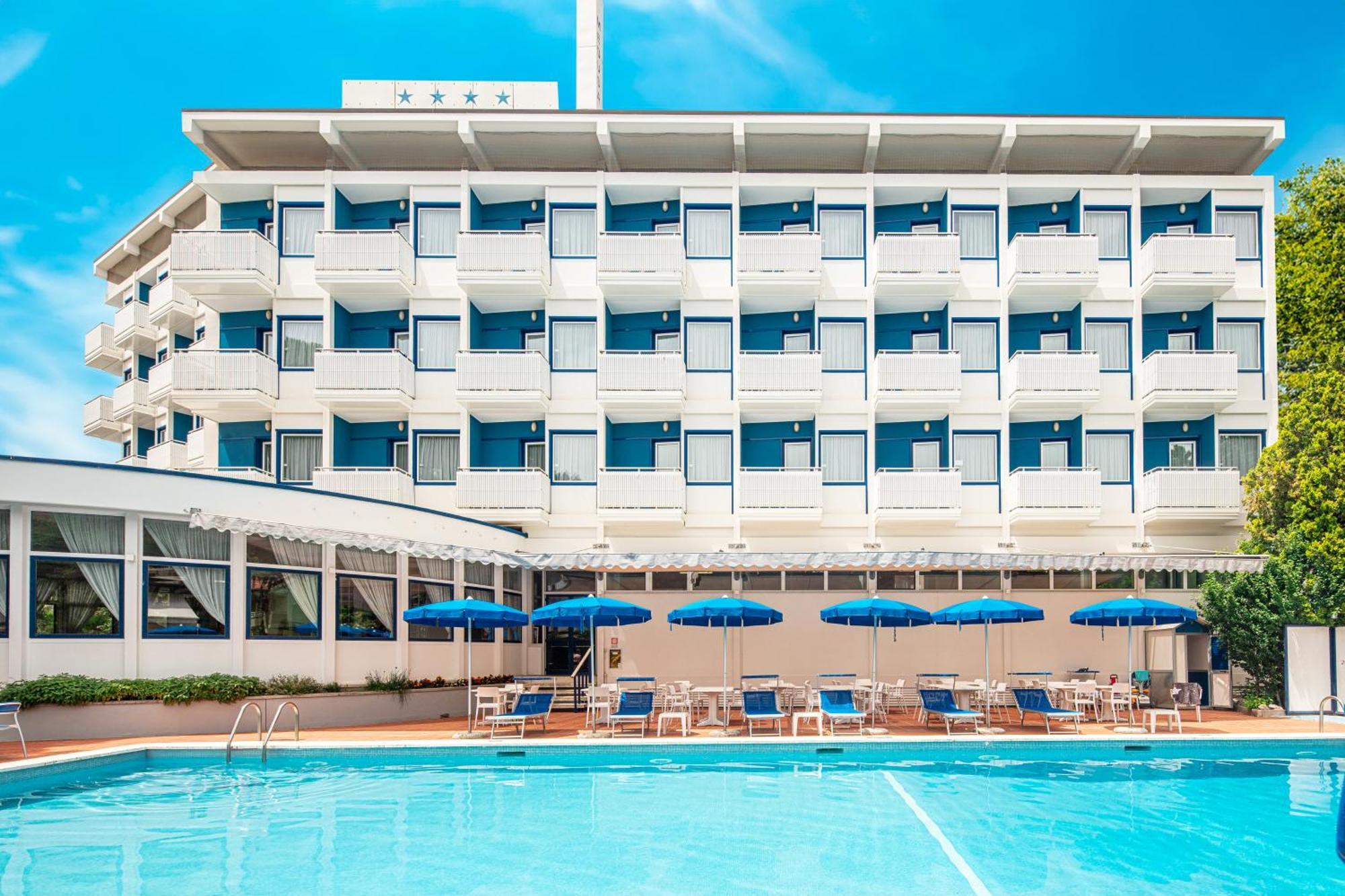 Hotel Medusa Splendid Lignano Sabbiadoro Dış mekan fotoğraf